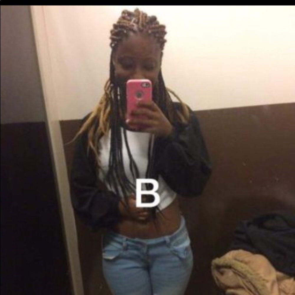 Meet your Posher, Tabitha